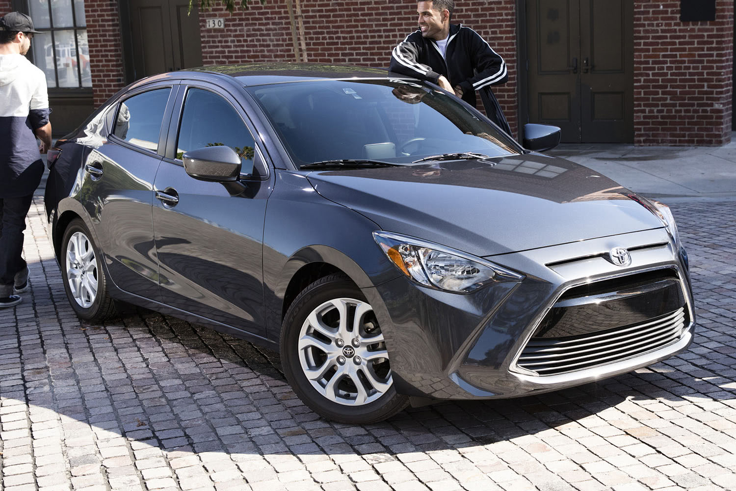 2017-Toyota-Yaris-iA-Front-Quarter-1500x1000